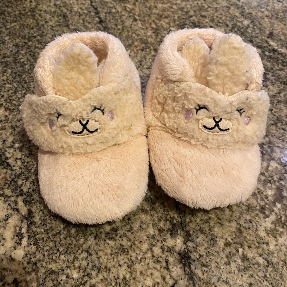 UGG baby slippers